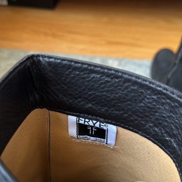 Frye Riding Boot, size 6.5 - Picture 6 of 8